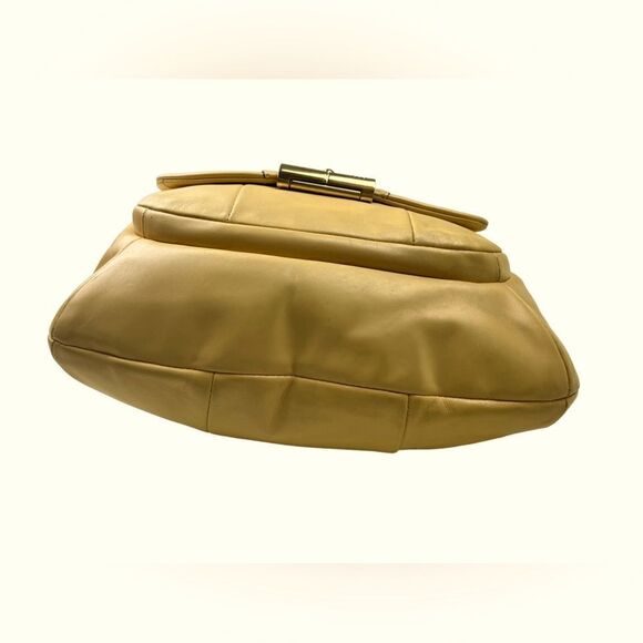 Coach Kristin F22306 in Buttercup Leather Crossbody/Shoulder Bag w/Gold Fittings - Picture 3 of 13